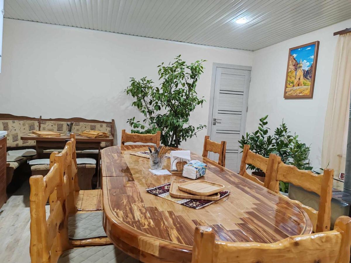 Hotel Sun House Yeghegnadzor Zewnętrze zdjęcie
