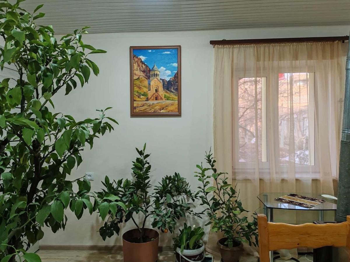 Hotel Sun House Yeghegnadzor Zewnętrze zdjęcie